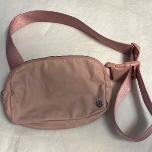 Lululemon belt bag